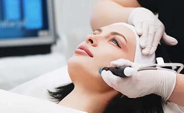Signature Hydrafacial